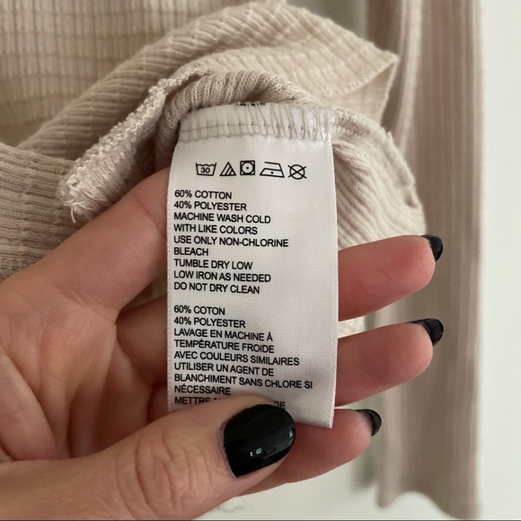 Urban Outfitters Tan Scoop Neck Crop Top Long Sleeved Size Small - Picture 3 of 8